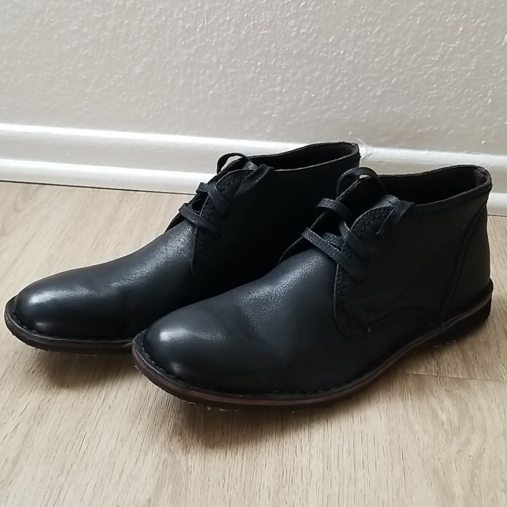 John Varvatos black Hipster Chukka